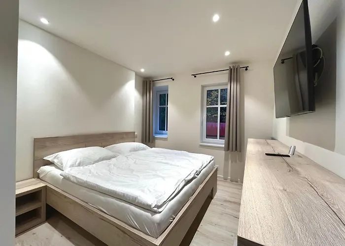 Apartmanhotel Ludvikova Bouda 4*